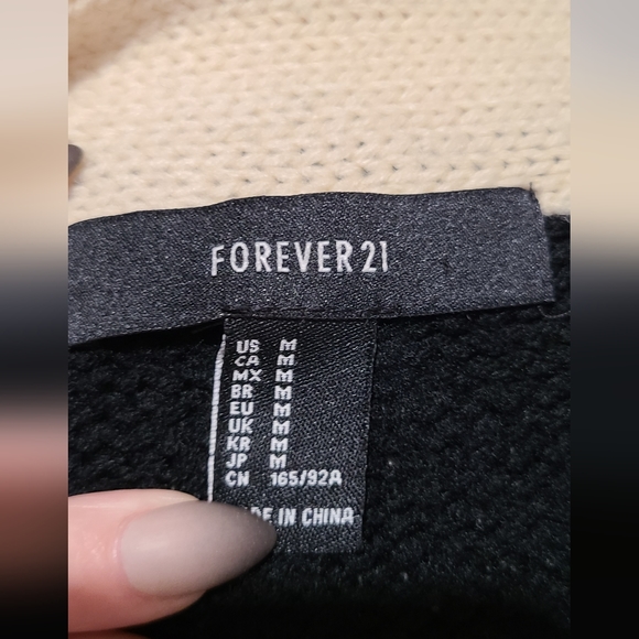 Sweater - Picture 2 of 2